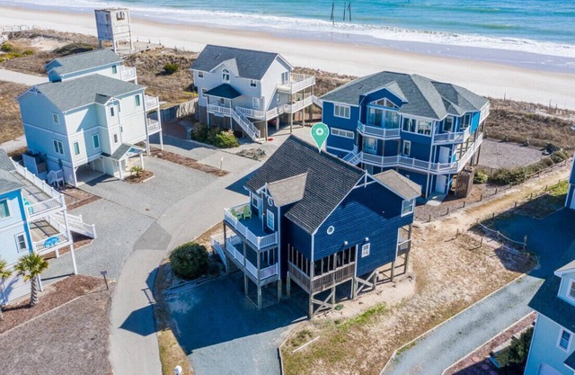 Oceanfront|Communtiy Pool