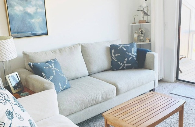 Oceanfront 2 Bedroom Condo in Beach Resort: Paradise and Pools