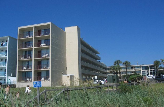 Oceanfront Viking Motel