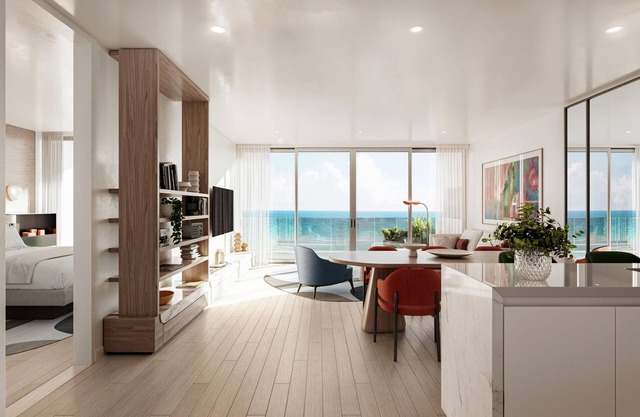 Oceanfront w/Private Balcony- New Resort on Cable Beach-Close to Downtown Nassau