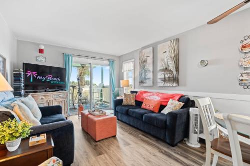 Oceanfront WC Villa- Pool, Corner Balcony, King Bed