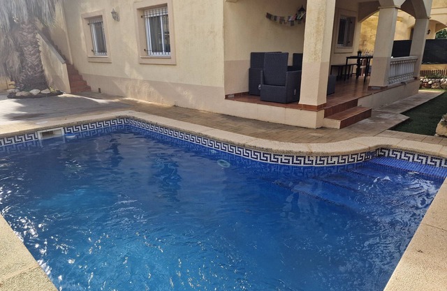 "Oceanides"@MARISOL: 165m de la playa, piscina privada, A/C, WiFi, playa para perros