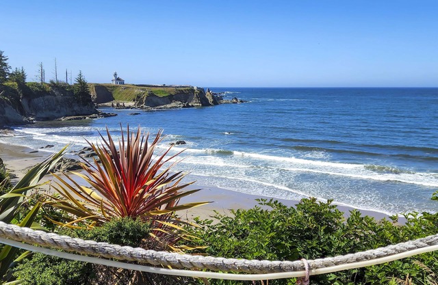 Oceanside Getaway w/ Beach Access & Home Gym!