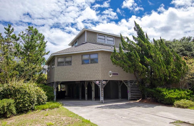 Oceanside, Hot Tub, Close to Beach and Community Amenities- 137, Sandpiper