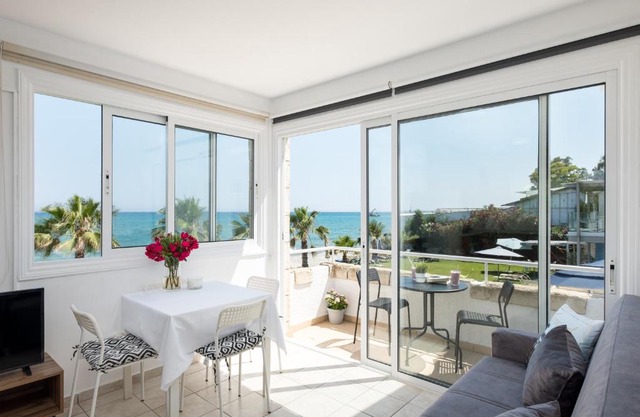 Oceanview Apartment