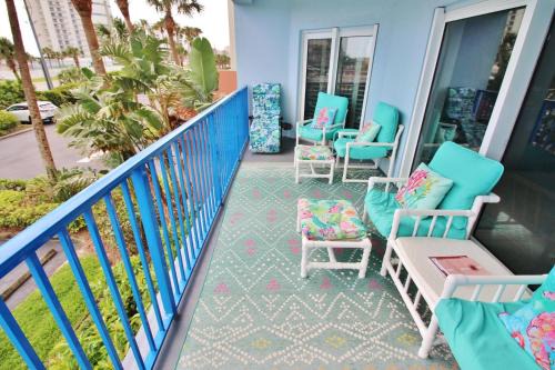 Oceanwalk 2-203