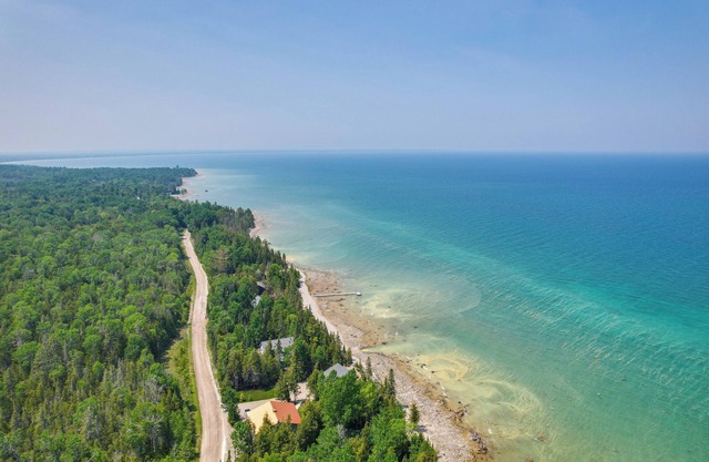 Ocqueoc Family Cabin w/ Sauna on Lake Huron!