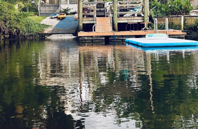 MERMAID TAILS-Family Friendly-CLEAR KAYAK-EARLY CHECK-IN & LATE CHECKOUT AVAIL!