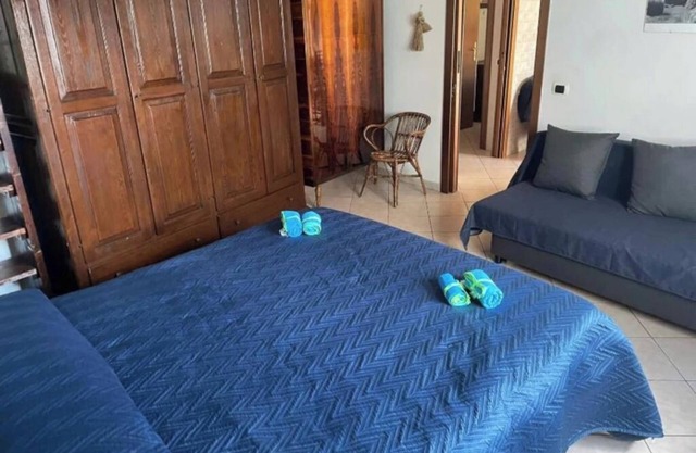 Oddone Brothers Farmhouse: Gentian
