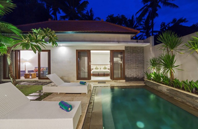 Odika Lovina House and Villa