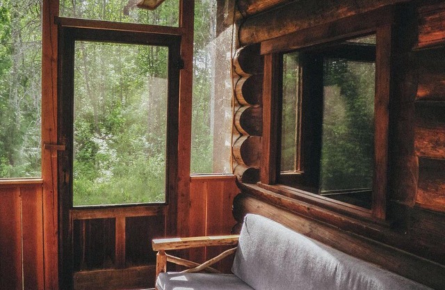 Cabaña Violeta - Glamping en Larch Hills a 25 minutos de Salmon Arm