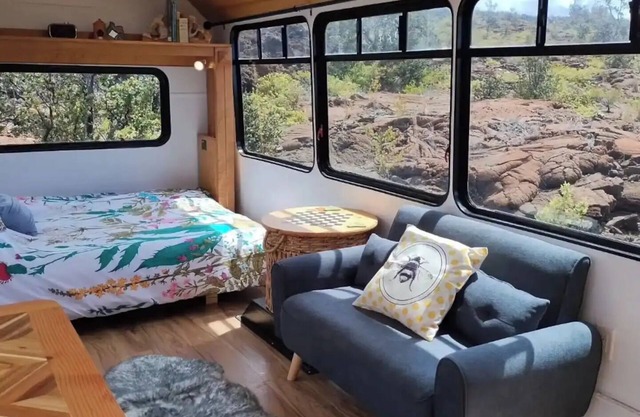 Off-Grid Renovated tour bus Adventure!