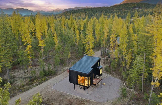 Off Grid Stays 'The Box' #3