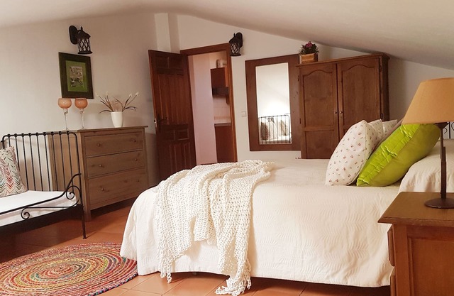 OFERTA APARTAMENTO 1,CASA RURAL , (2/4 PAX) A 2,5 KM DE CUENCA CAPITAL