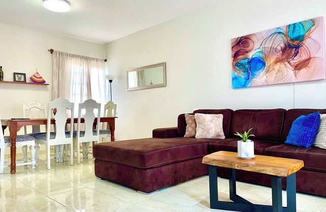 OFERTA Excelente Casa Privada, Jardín, Asador, Cochera.