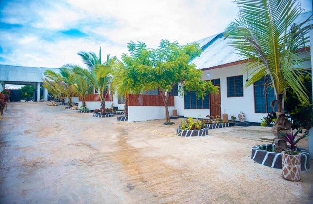Offering a garden and garden view, one-bedroom apartments.
