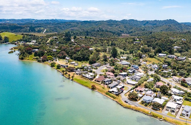 Offering a stylish Waterfront location, two properties combined!!