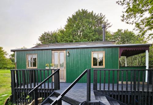 offgrid showmans caravan