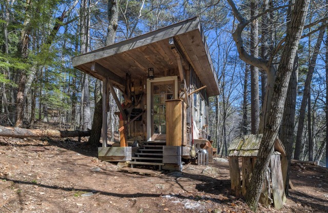Official Tiny Earth Cabin: Cozy, 2-Night Minimum, Woods & Wildlife