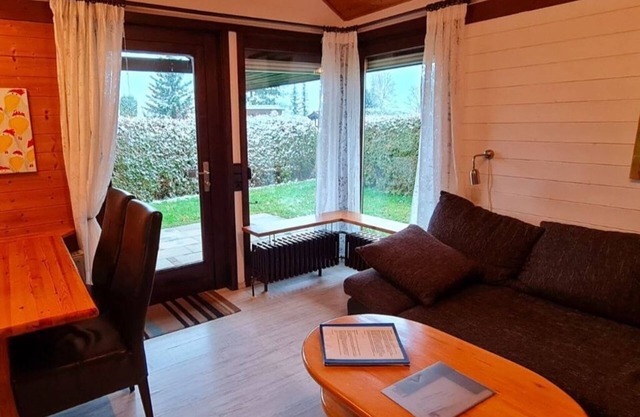 OFI-06 - Modern vacation home with terrace (HT) - Feriendorf Öfingen 03