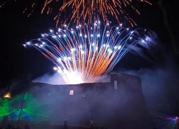 OH CHE BEL CASTELLO