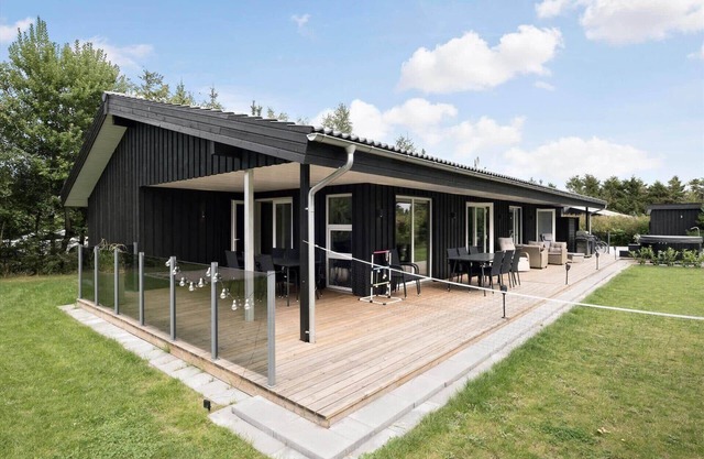 OH438 Hadsund - Sellegaarde Vest 16 A
