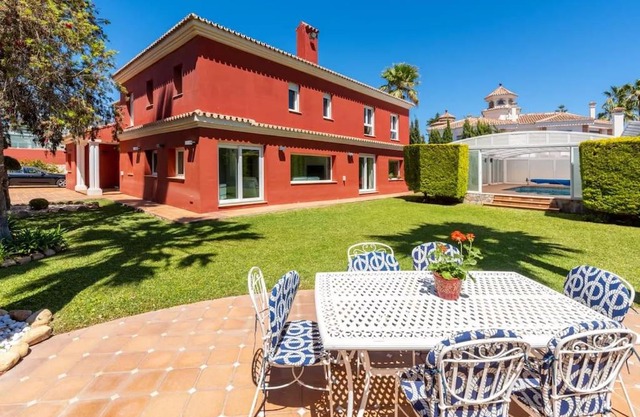 Ohana Luxury Villa with Heated Pool