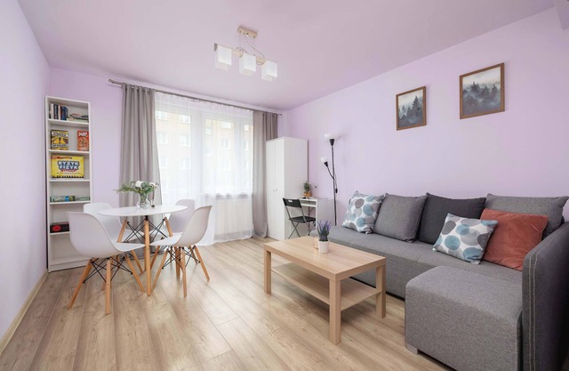 Okólna 24 | Cozy Apartment | Remote Work