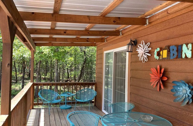 OK40 Ranch North Cabin in the woods
