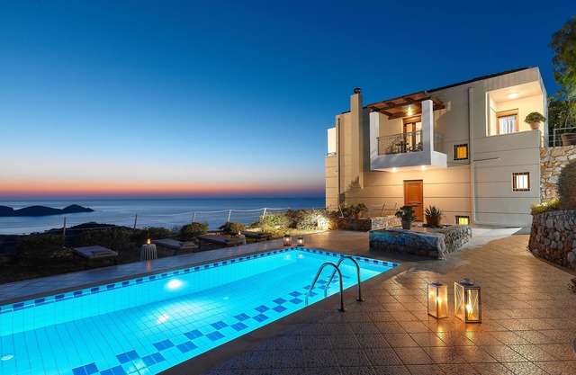 Okeanides Villas