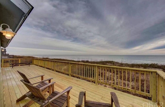 Old Bay Hideaway Oceanfront Cottage