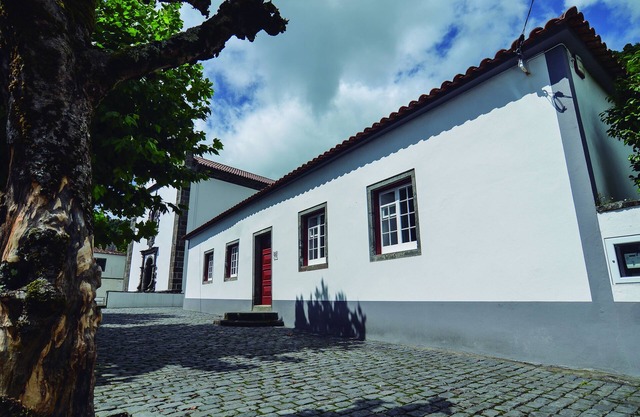 IGLESIA VIEJA CASA