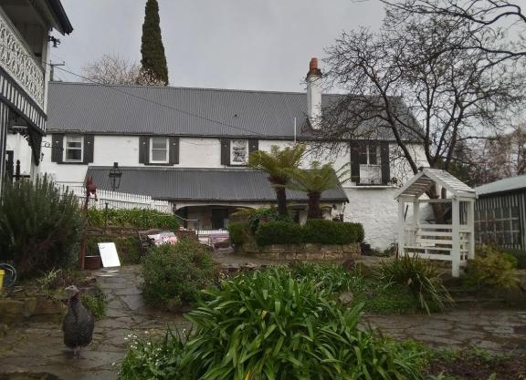 Old Colony Inn