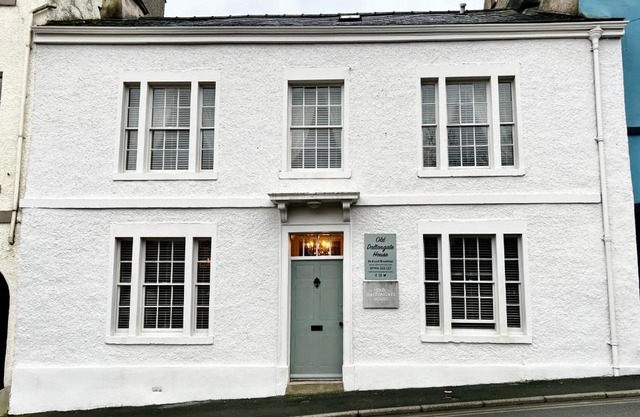 Old Daltongate House