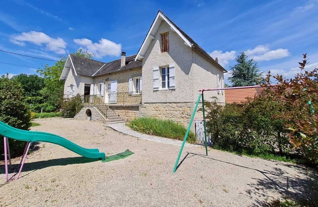 Old farm near Montignac
