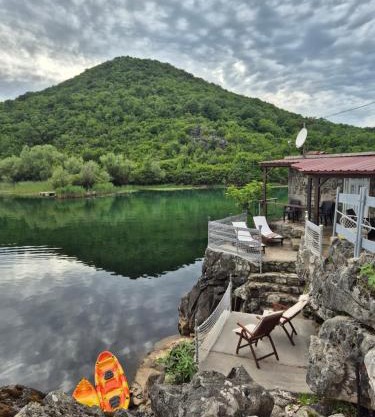 Old house, Skadar Lake