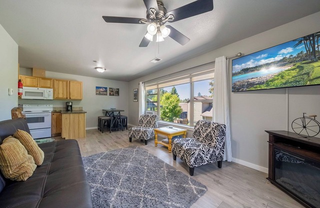 Old Mill Location with a Mountain View!!