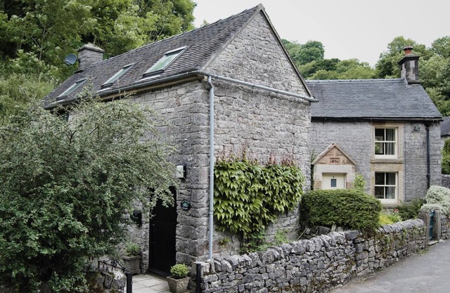 Old Millers Cottage, Dovedale, Derbyshire / Staffordshire fronteras