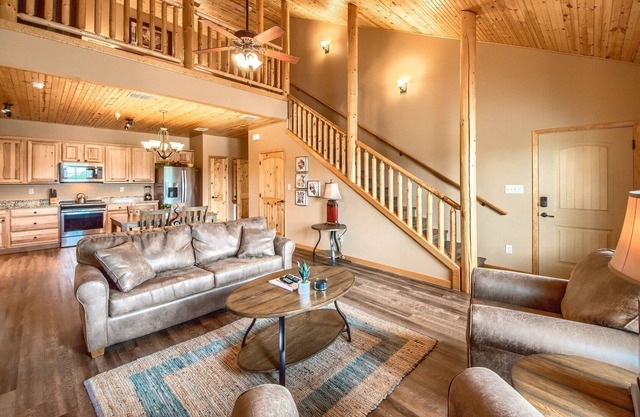 Old Mills Resort OM A15 3 Bedroom Condo by Redawning