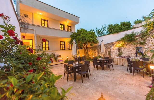 Old Town Boutique Hotel