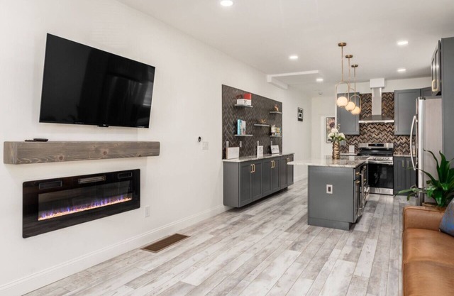 Old Town East Luxury Escape