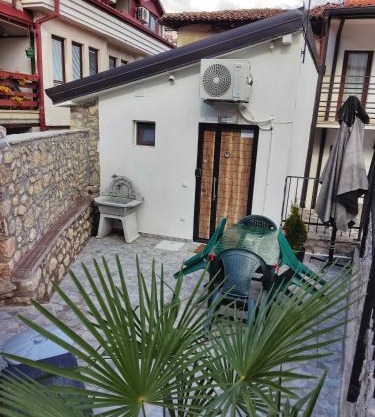 Old Town Patio House