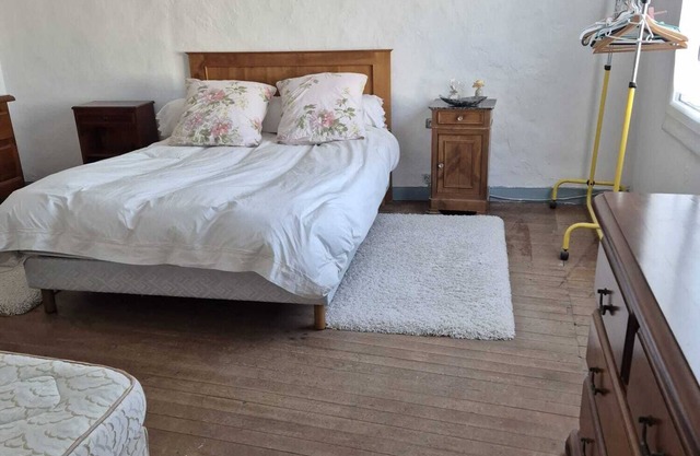 Old village house, 15 minutes from the Parc du Puy du Fou
