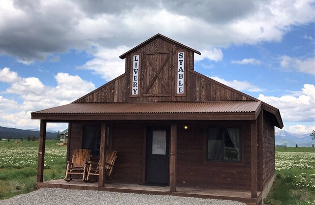 Old West Escapes, Livery Stable