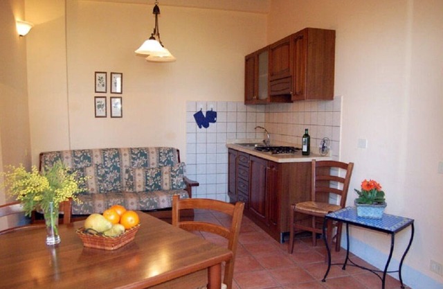 APARTAMENTO "OLIVO" en casa rural CASANOVA en colinas florentinas.