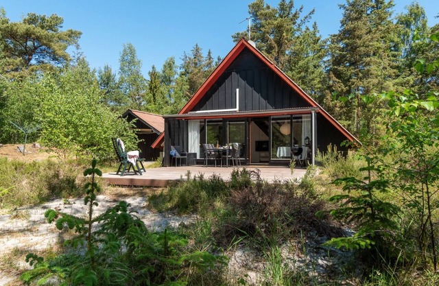 "Olla" - 400m from the sea by Interhome