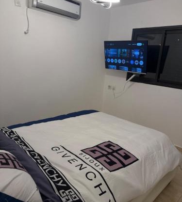 Olympus B&B