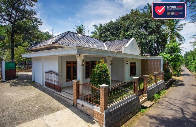 Omah Etam Villa