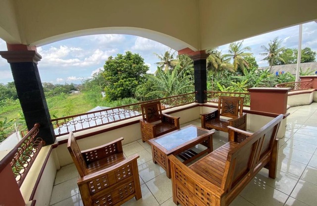 Omah Sawah Homestay