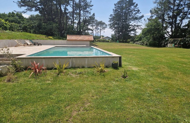 On an exceptional plot of land, recently built house ideally located